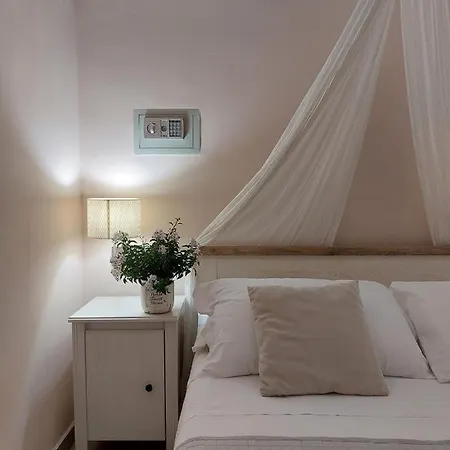Sweet Home & Wellness Affittacamere Nettuno Exterior photo